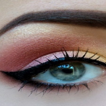Beautiful eye makeup Tips