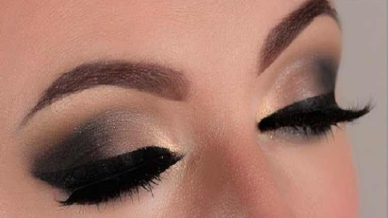 Black Smokey Eye Makeup Simple Ways